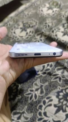 infinix hot 30 play.   0307.0938931 whatsaap No.