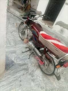 bike is fully new condition ine hand use biomatric on the spot