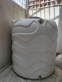 Water tank 2000L