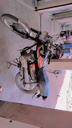 2000 model good condition 03019852072