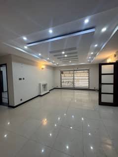 Kanal Luxury Beautiful House Available For Sale On Investors Price