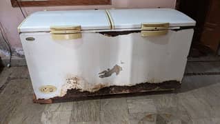 Waves deep freezer