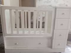 baby cot