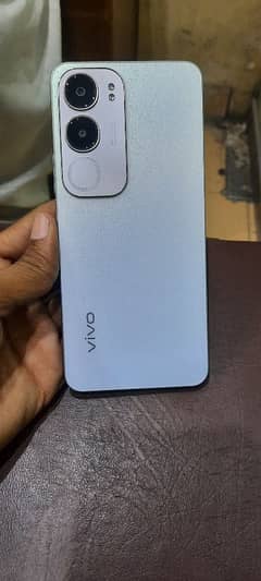 Vivo Y19s