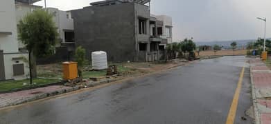 5 MARLA SOLID RESIDENTIAL PLOT AVAILABLE FOR SALE IN M BLOCK BAHRIA TOWN PH 8