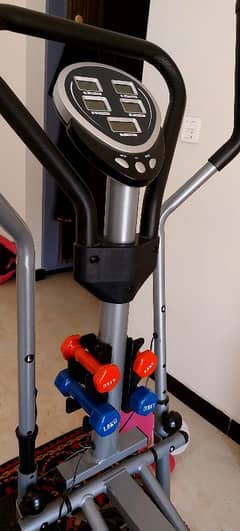 Manual Elliptical Cycle with Twister Dumbbell