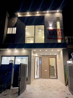 5 MARLA OWNER BUILD SOLID CONSTRUCTION HOUSE AVAILABLE FOR SALE