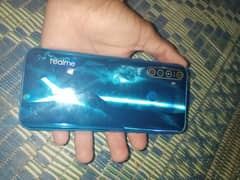 4/64 mn ha dabba charger nhi ha baqi all ok ha lush condition mn ha