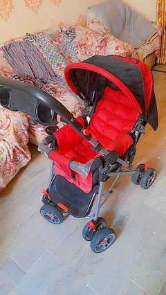 2 pram ND 1 carrycot