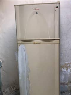 Dawlance Refrigerator normally used condion 10/8