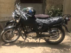 Suzuki GS 150 2018