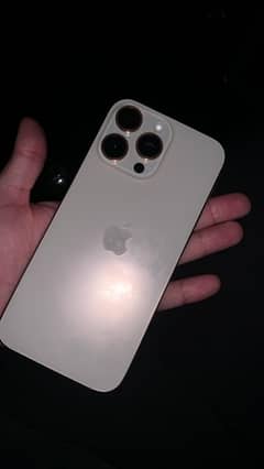 Apple iPhone 16 Pro Max JV