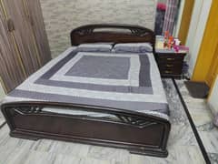 Urgent bed set sale