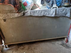 6 feet peti with stand
