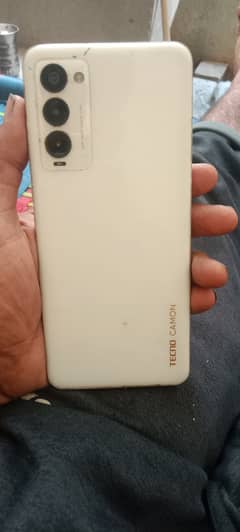 Tecno Camon 18
