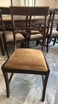 dinning table with chair