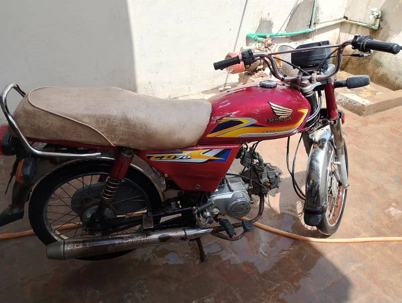 for sale contact call ya WhatsApp 2