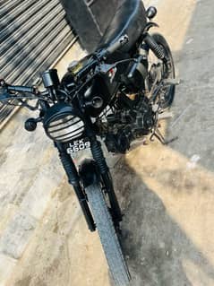 Crown bike cafe raser