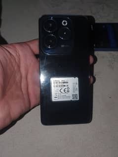 Infinix hot 40i Ram 8 Rom 256