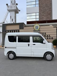 Nissan clipper NV-100