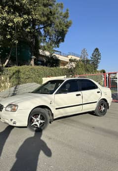 Suzuki Baleeno