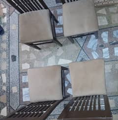 4 chairs and 1 table for sell price 37 thousands only