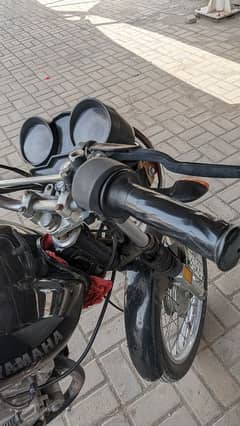 YBZ 125 BLACK 2018