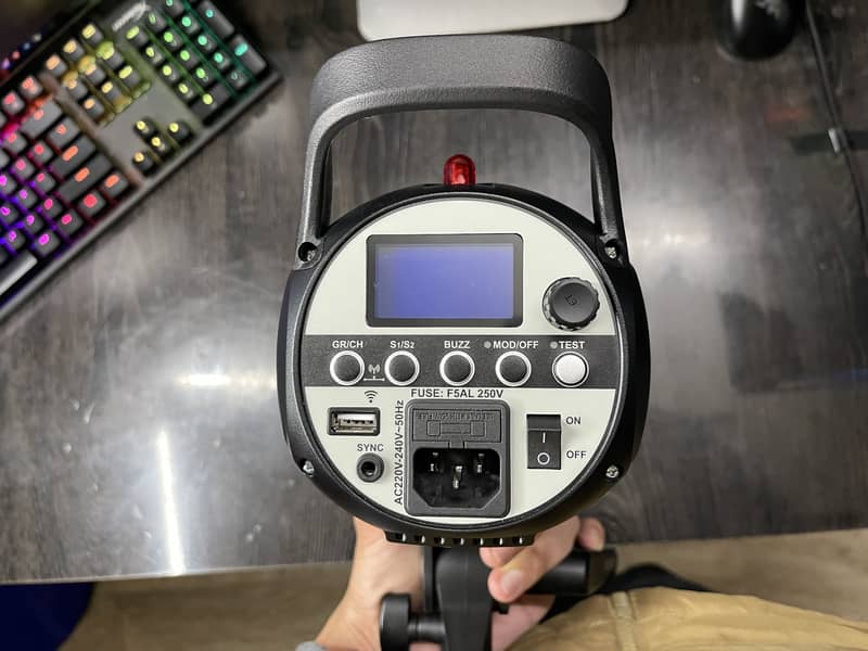 Godox SK400II Studio Strobe – Like New (Used Only Once) 3