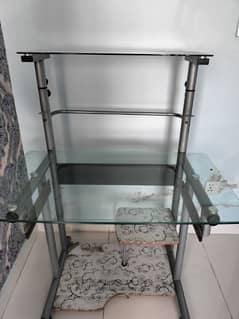 Glass computer table