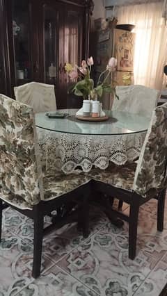 Wooden round dining table with 4 chairs