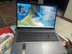 Lenovo laptop 10 by 10 new just box open only warranty bhi ha