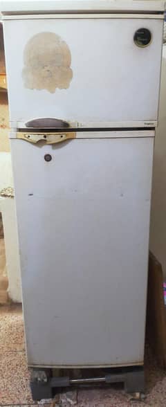 Philips Whirpool Medium Fridge