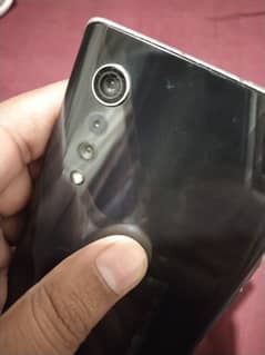 LG