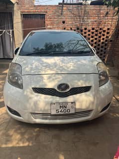 Toyota Vitz 2013