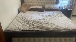 Beds with side table