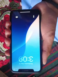 Lush condition I phone 11 99% bettery health
