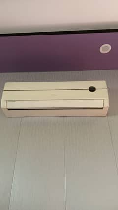 Gree Split AC