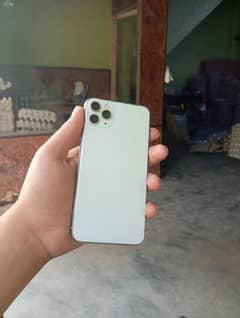 iPhone 11 pro max pannel changge but genuine face idtrue toneon back