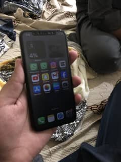 IPHONE X 64 GB