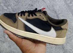 Jordan 1 x Travis Scott Low Mocha
