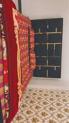 king bed only price 28000.