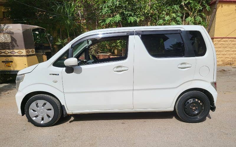 Suzuki Wagon R hybrid model 2017 Reg 2021 6