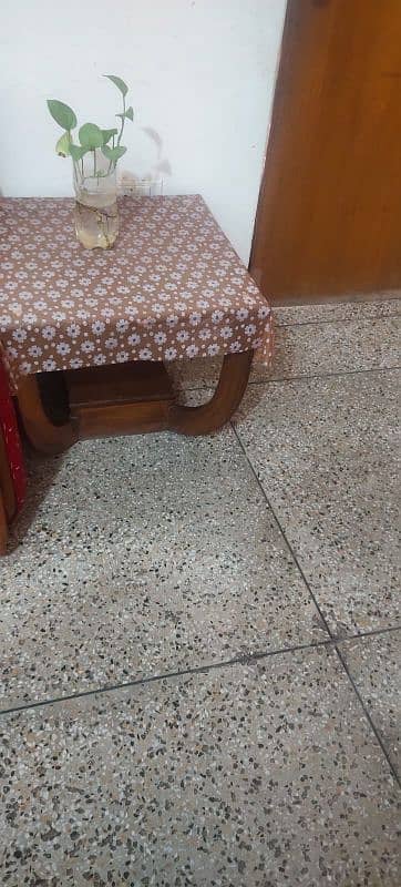 centre and side tables in woood structure 2