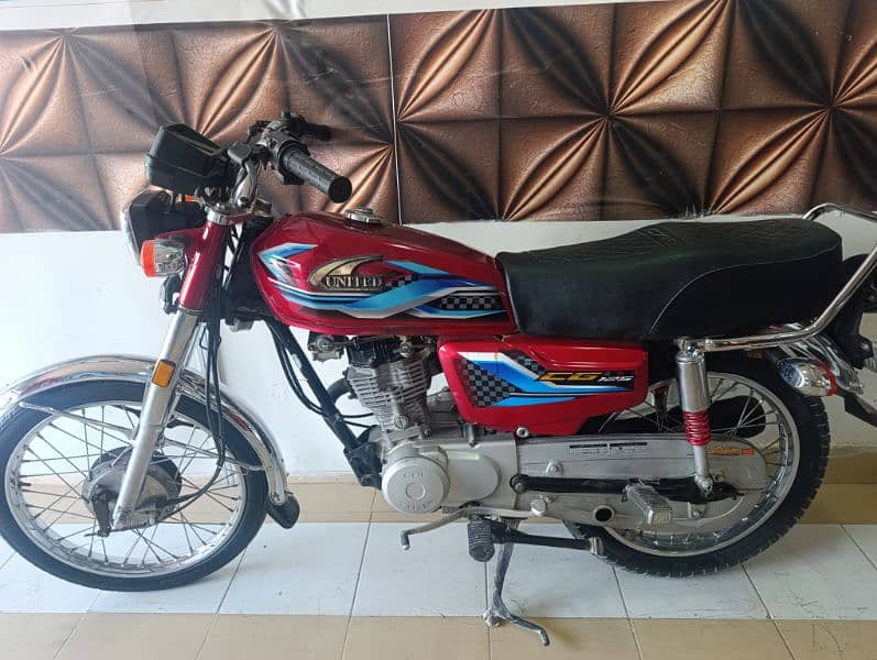 United CG-125cc. Mint condition 1