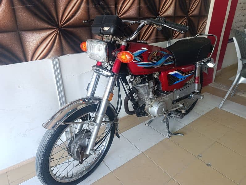 United CG-125cc. Mint condition 2