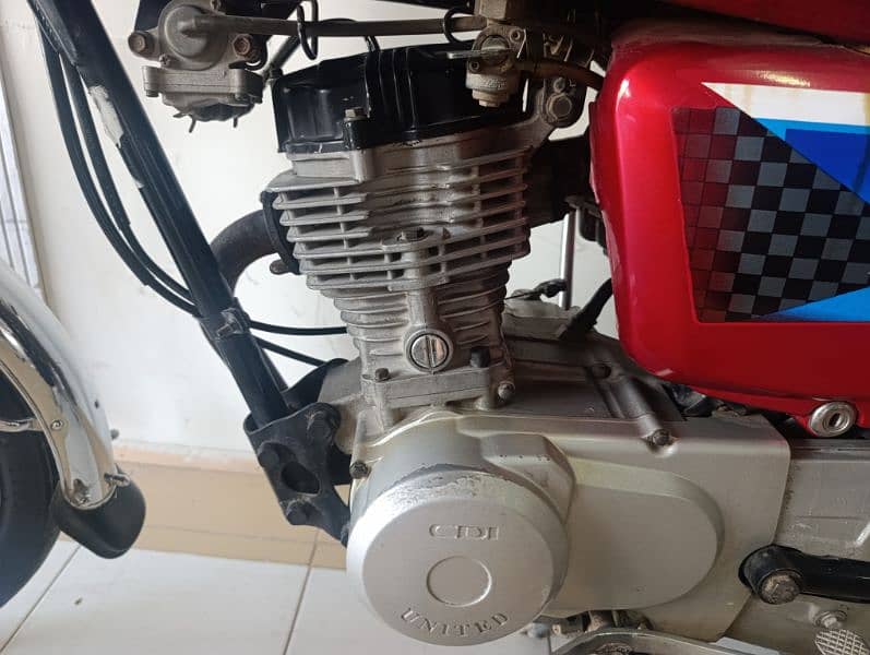 United CG-125cc. Mint condition 3
