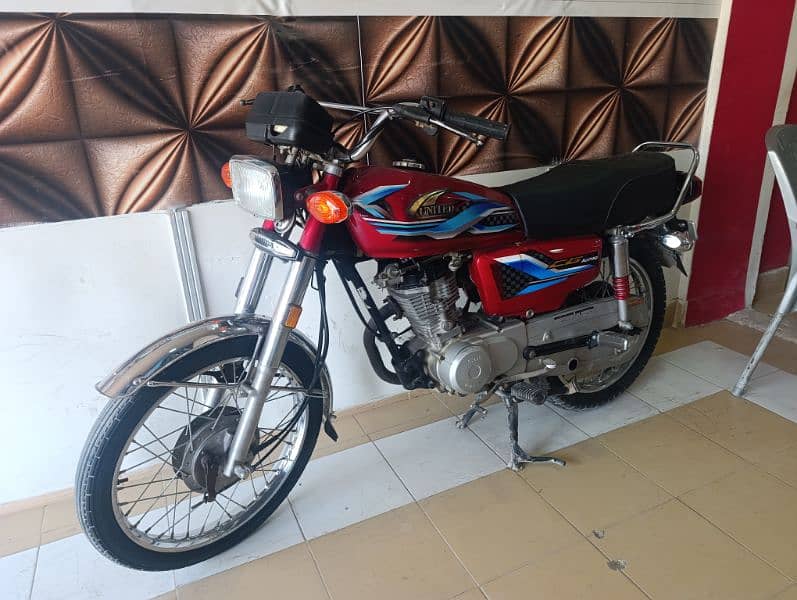 United CG-125cc. Mint condition 5