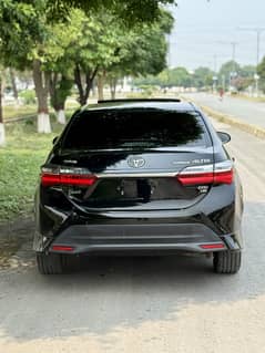 Toyota Grande 2019
