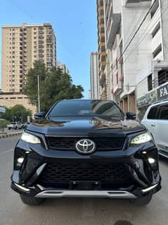Toyota Fortuner Legender 2022