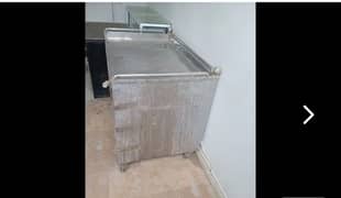 SS Steel counter size 4x3 height bhi 4ft hogi